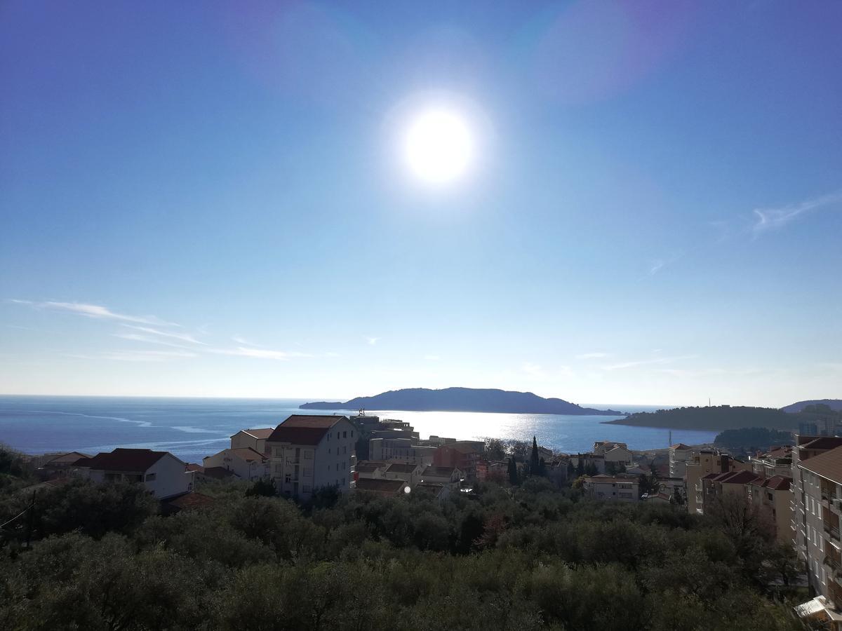 Olive Montenegro Ko Becici Budva